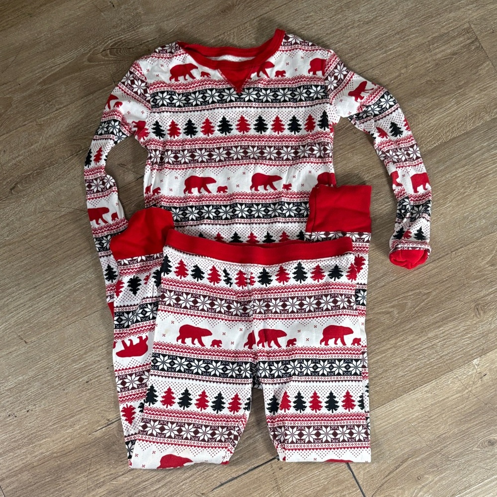 Wondershop Festive Bear Kids Pajama Set - Red and White